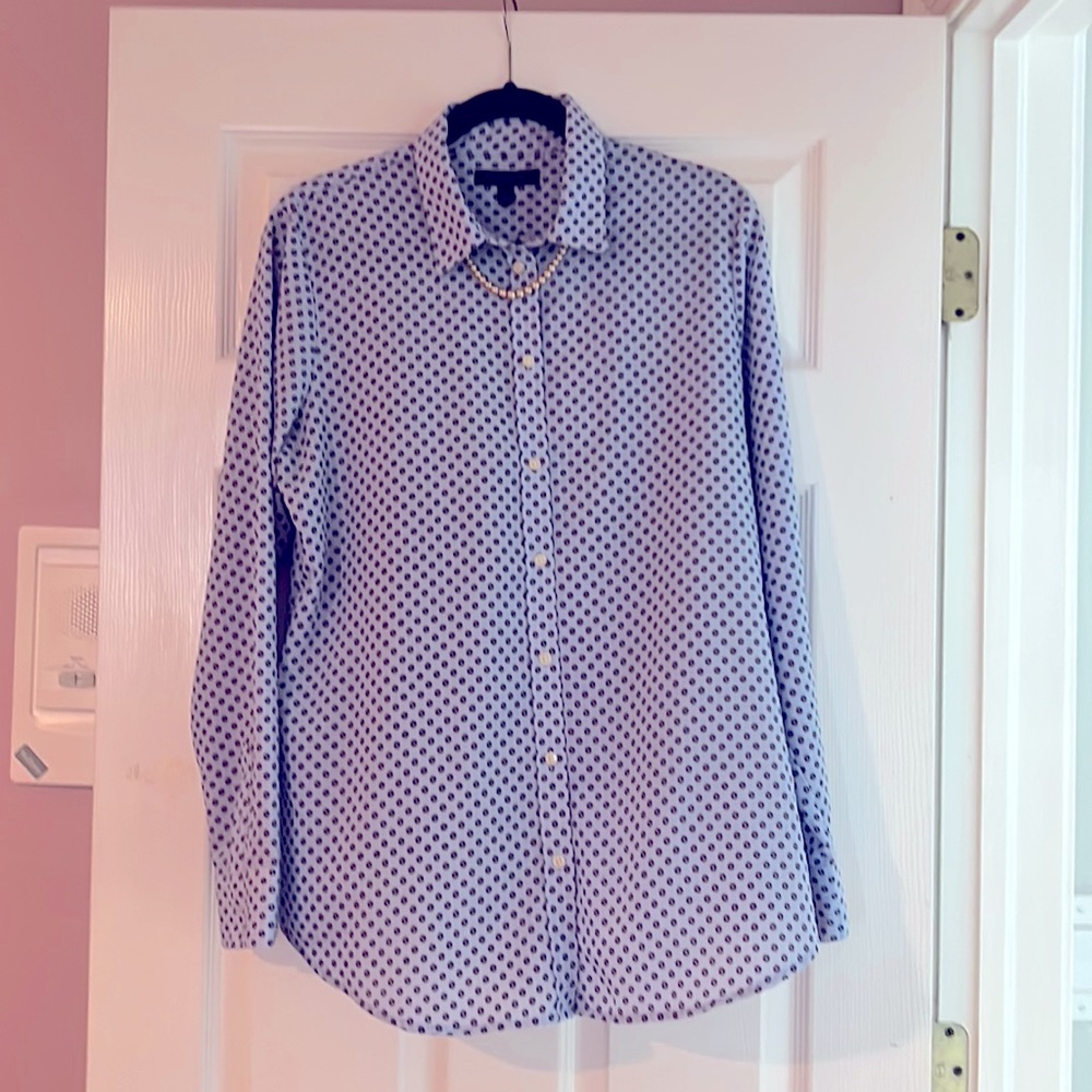 Banana Republic large lilac print blouse